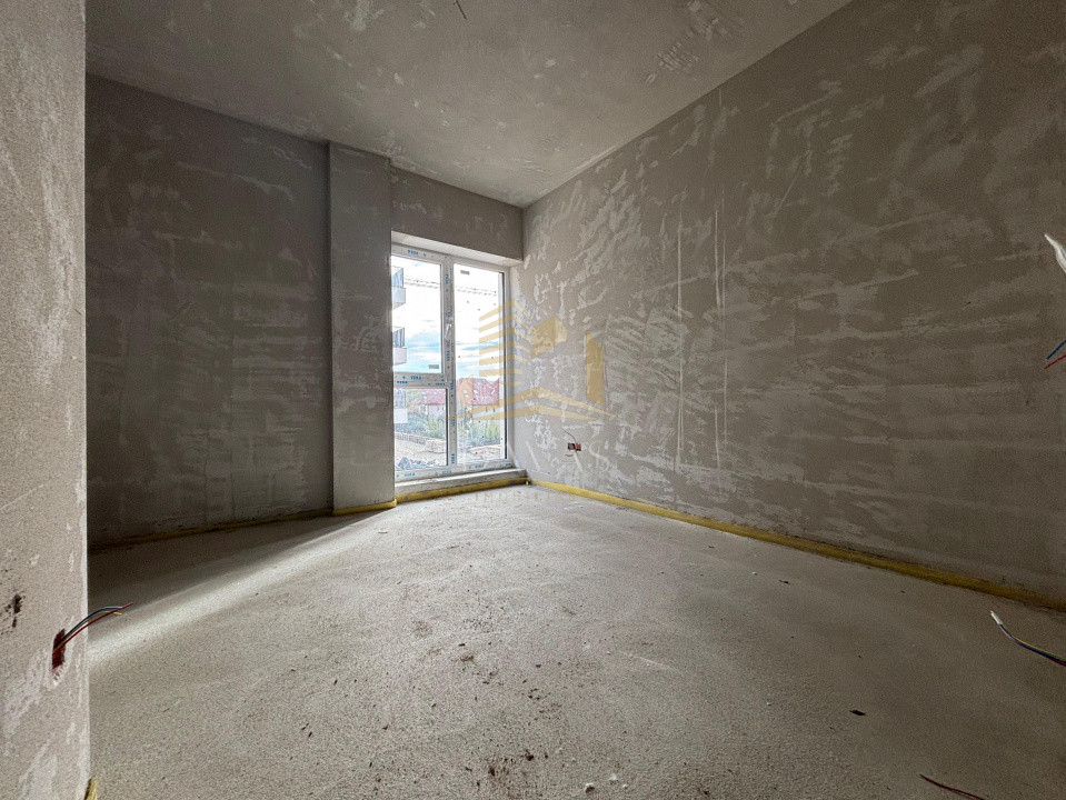 Apartament în bloc Nou de 3 camere - Parcare | Baciu 