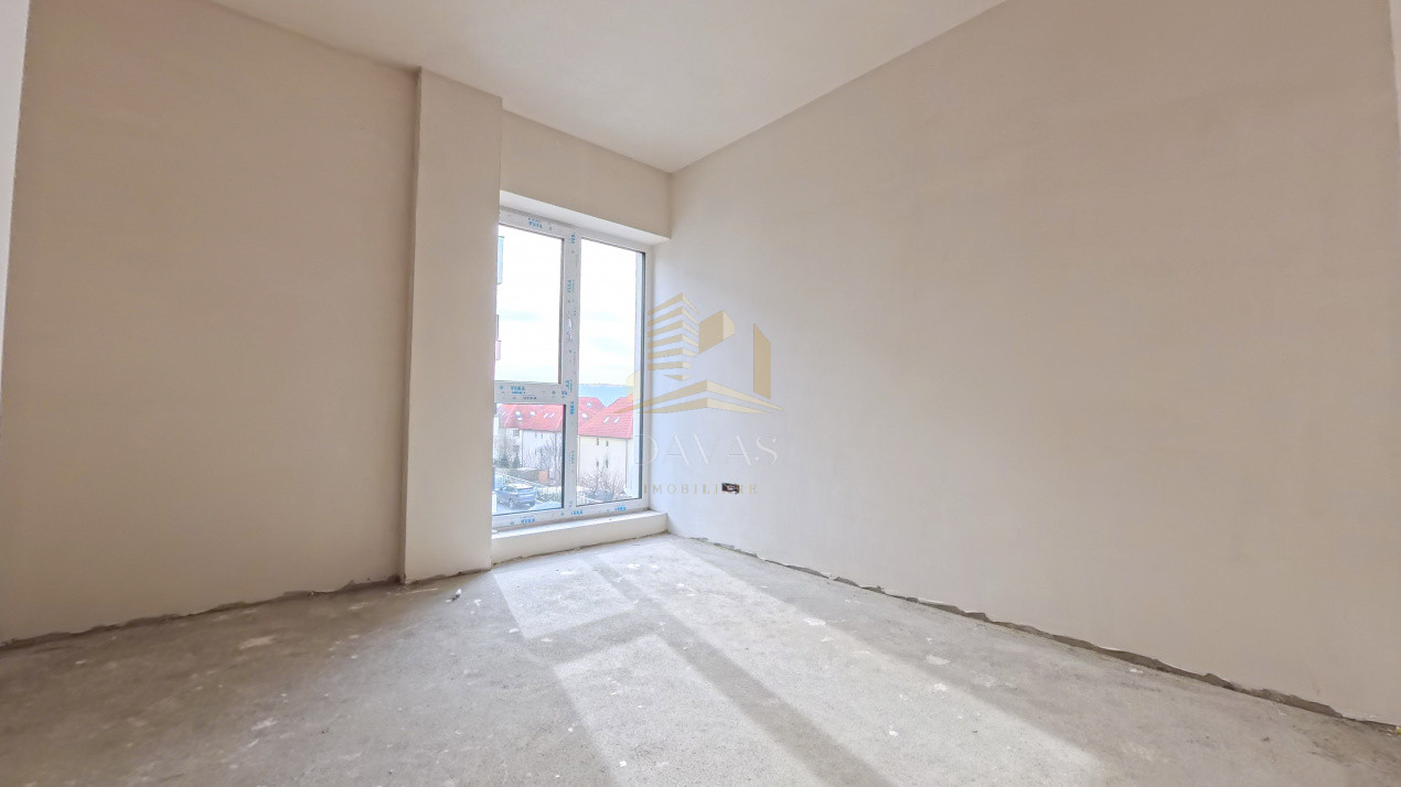 Apartament în bloc Nou de 3 camere - Parcare | Baciu 
