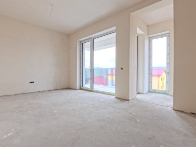 Apartament în bloc Nou de 3 camere - Parcare | Baciu 
