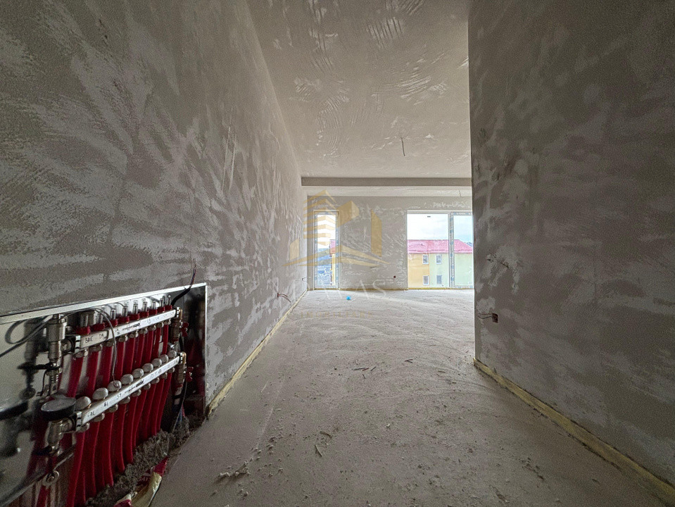 Apartament în bloc Nou de 3 camere - Parcare | Baciu 