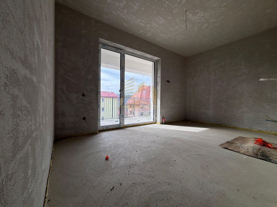 Apartament în bloc Nou de 3 camere - Parcare | Baciu 