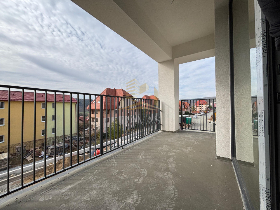 Apartament în bloc Nou de 3 camere - Parcare | Baciu 