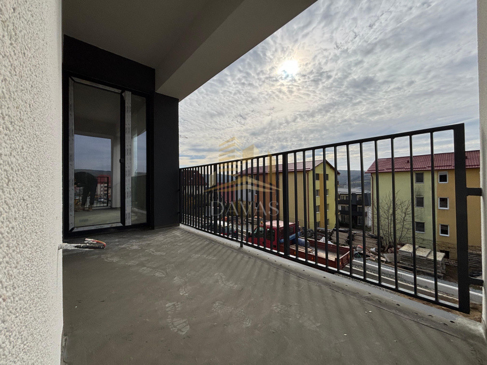 Apartament în bloc Nou de 3 camere - Parcare | Baciu 