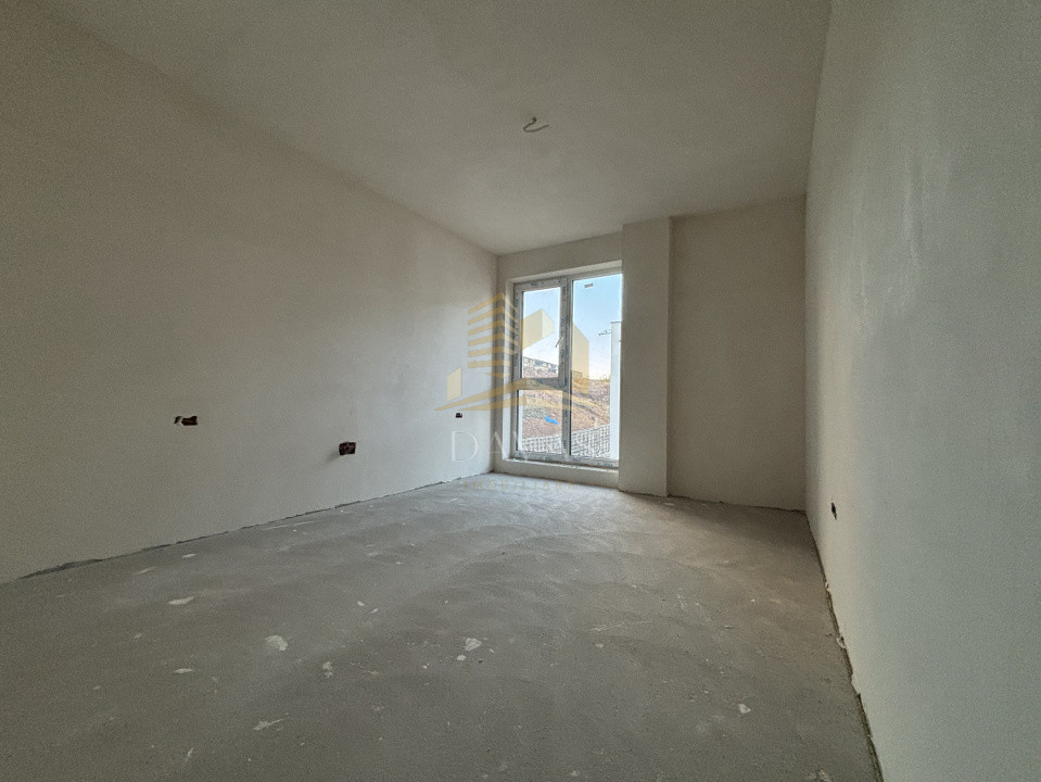 Apartament în bloc Nou de 3 camere - Parcare | Baciu 