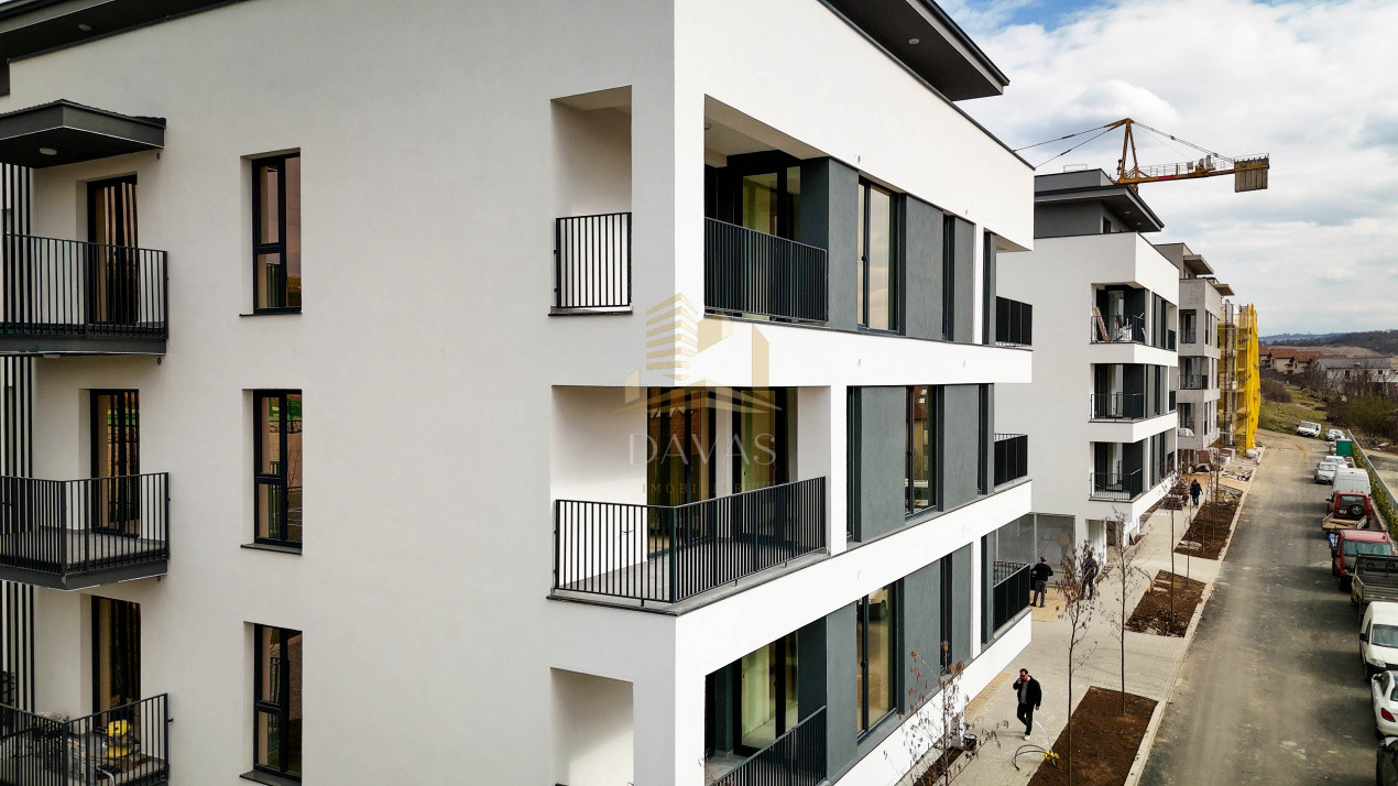 Apartament în bloc Nou de 3 camere - Parcare | Baciu 