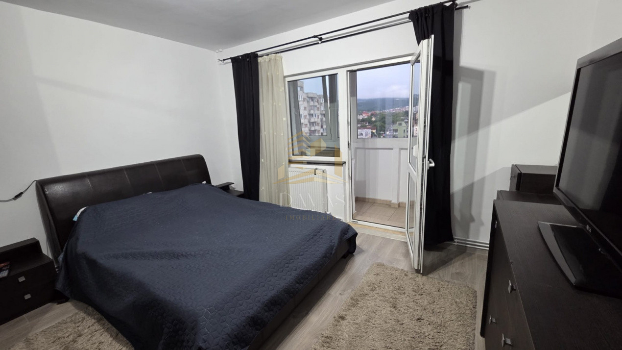 Apartament 3 camere decomandate+ Parcare | 2 Bai | Calea Manastur
