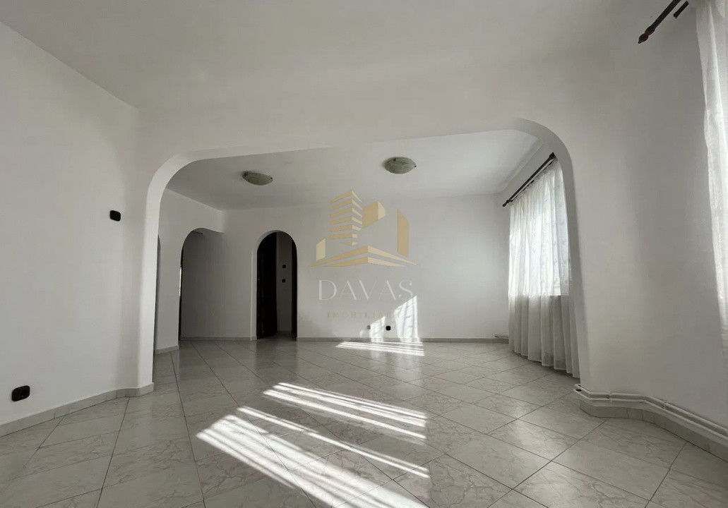 Apartament de 4 camere semidecomandat | Zorilor 