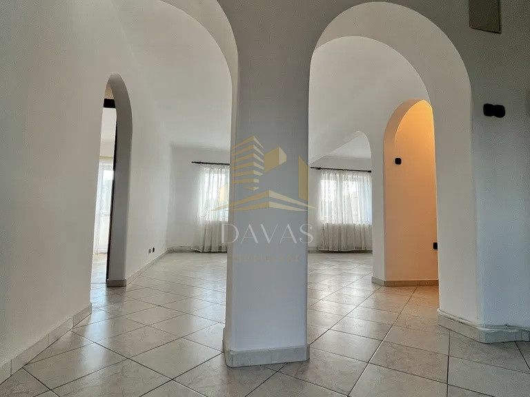 Apartament de 4 camere semidecomandat | Zorilor 