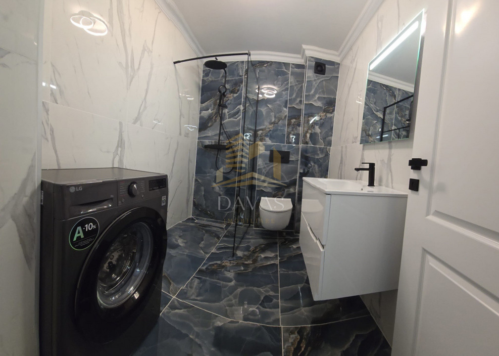 Apartament de 3 camere semidecomandat | Sopor 