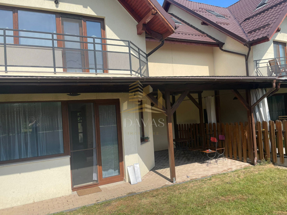 Casa de închiriat pe 3 nivele 6 camere  +curte generoas in cartierul | PANORAMA