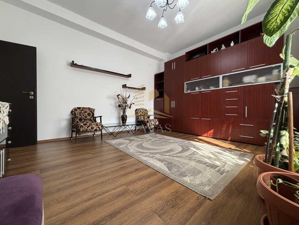 Apartament la casa de 2 camere decomandat | Grigorescu 