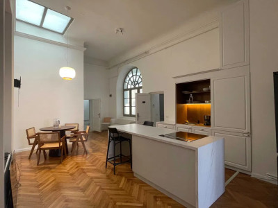 Apartament circular cu 4 camere | Centru | etajul 1