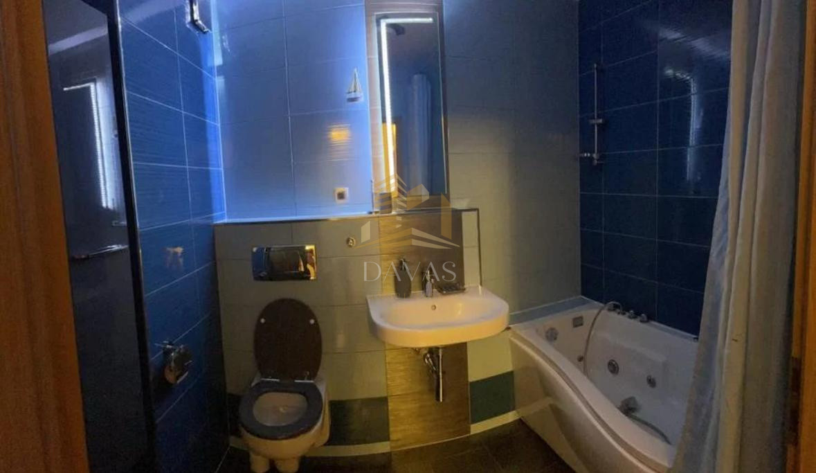 Apartament de 3 camere semidecomandat | Baciu 