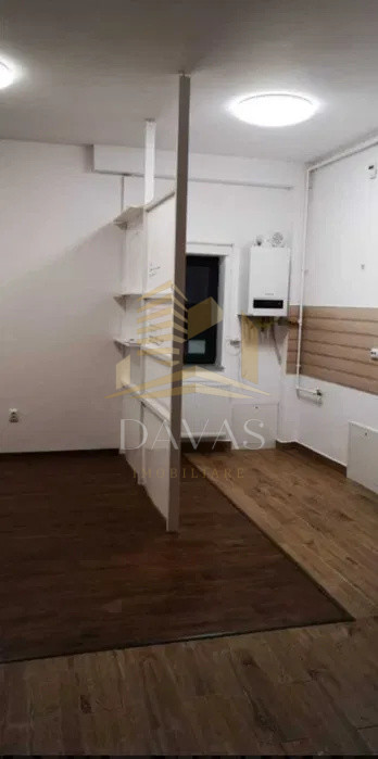 Spațiu comercial 74 mp de închiriat | 3 camere |  Parcare | Calea Turzii |