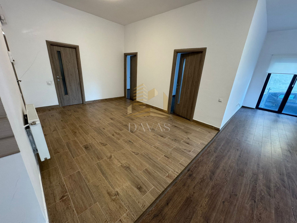 Spațiu comercial 74 mp de închiriat | 3 camere |  Parcare | Calea Turzii |
