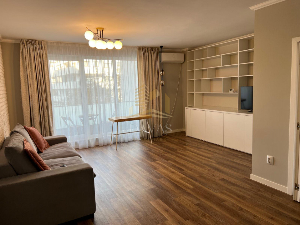 Apartament de 2 camere decomandat | Andrei Muresanu 