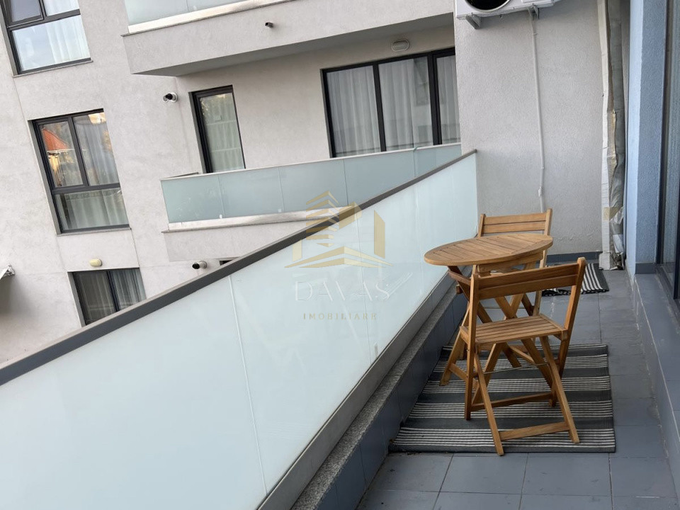 Apartament de 2 camere decomandat | Andrei Muresanu 