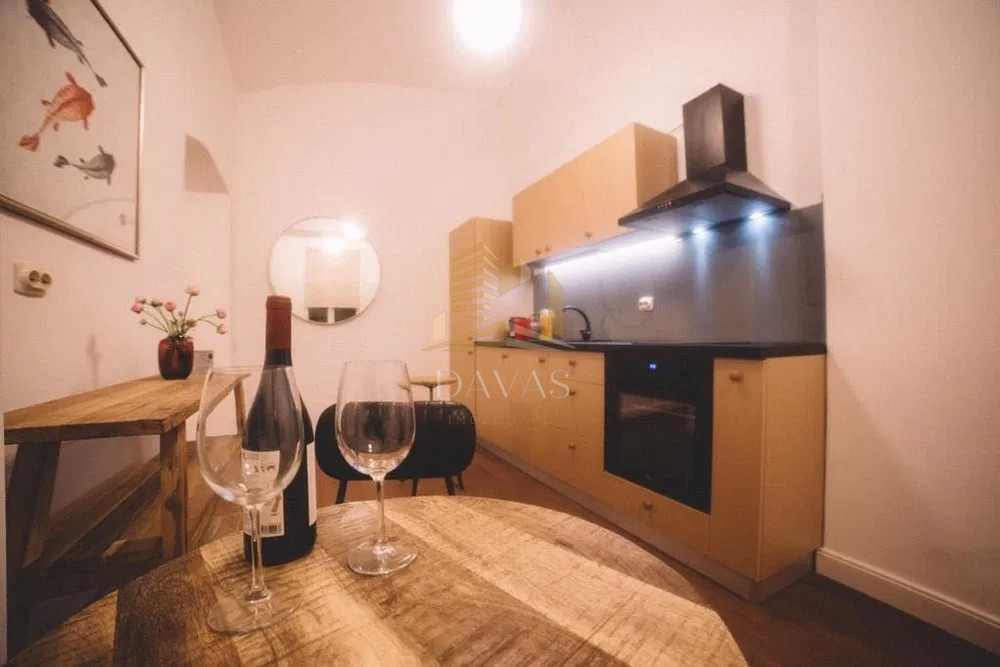 Apartament 2 camere semidecomandat | Piață Muzeului | OPORTUNITATE