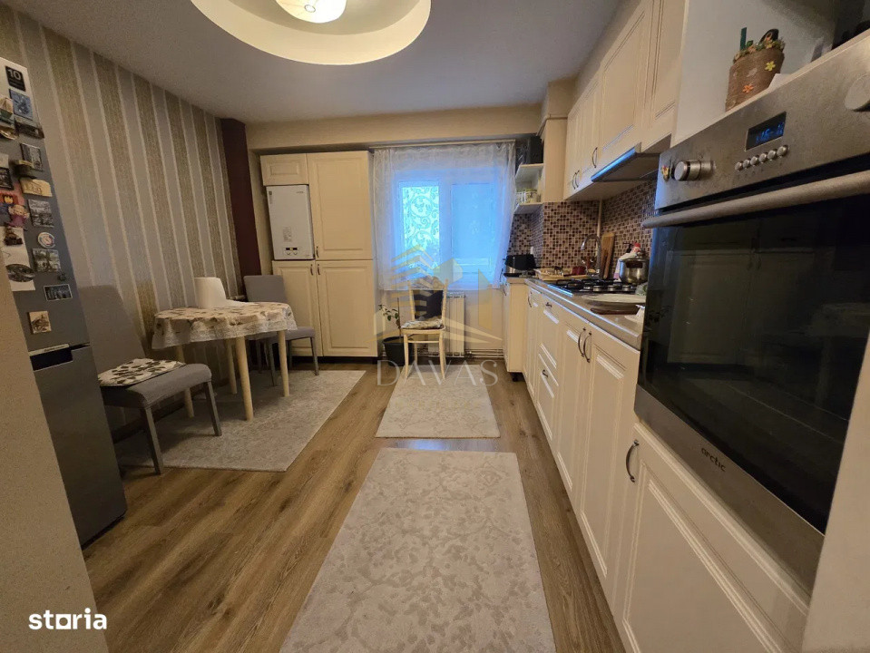 Apartament de închiriat cu 2 camere decomandat + Parcare | Iulius Mall