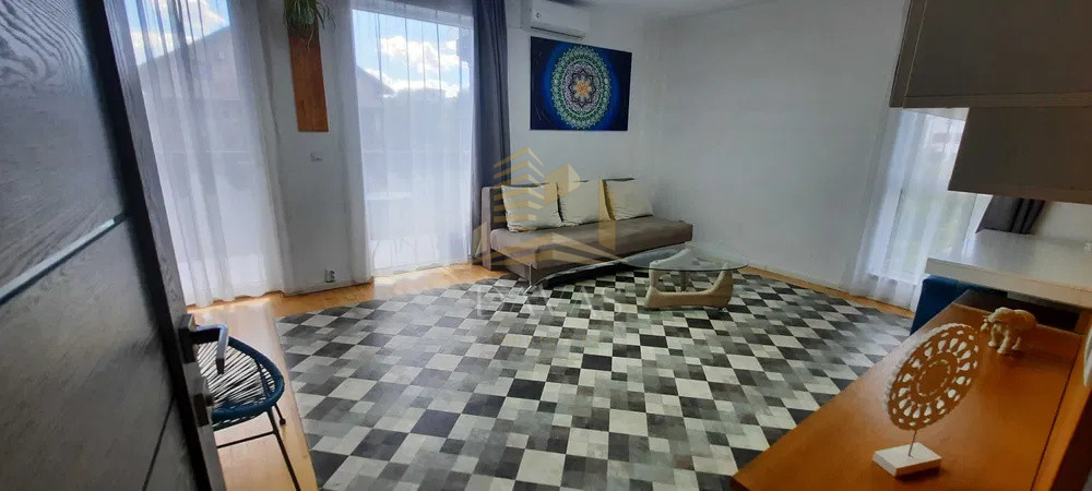 Apartament de închiriat cu 2 camere decomandate +PARCARE | Andrei Mureșanu 