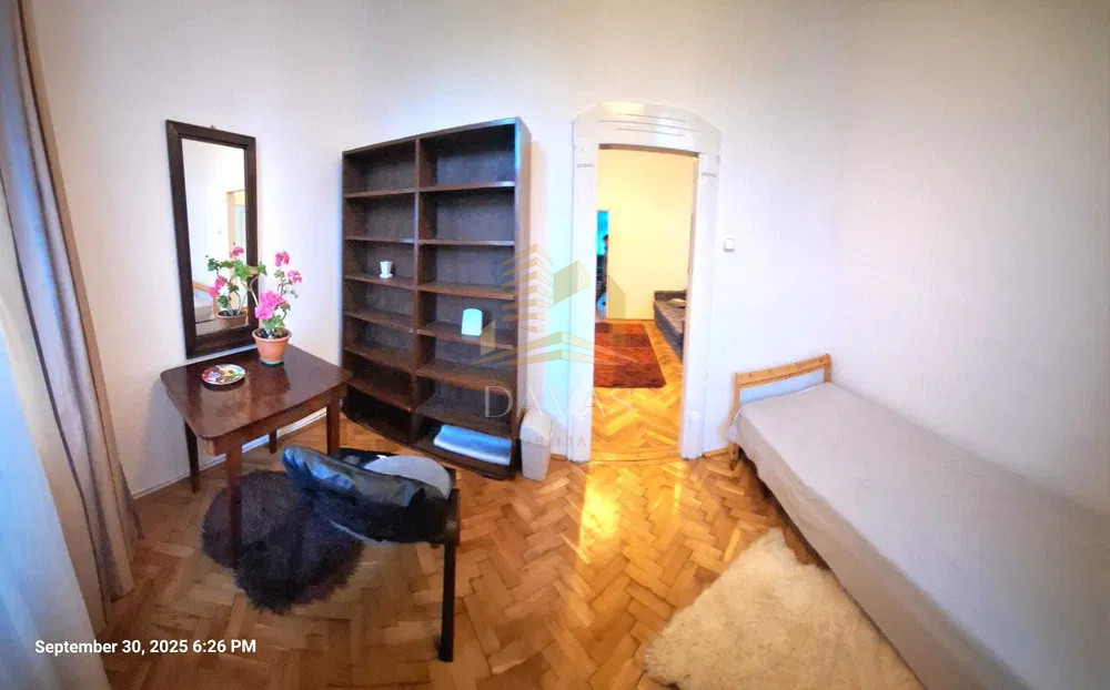 Apartament 3 camere decomandat +parcare | Strada. Clinicilor | OPORTUNITATE