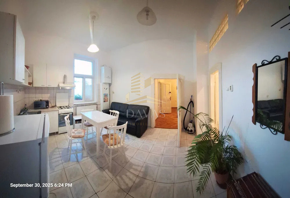 Apartament 3 camere decomandat +parcare | Strada. Clinicilor | OPORTUNITATE