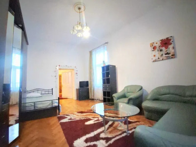 Apartament 3 camere decomandat +parcare | Strada. Clinicilor | OPORTUNITATE