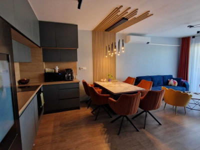 Apartament de 3 camere semidecomandat | Sopor - Gheorgheni 