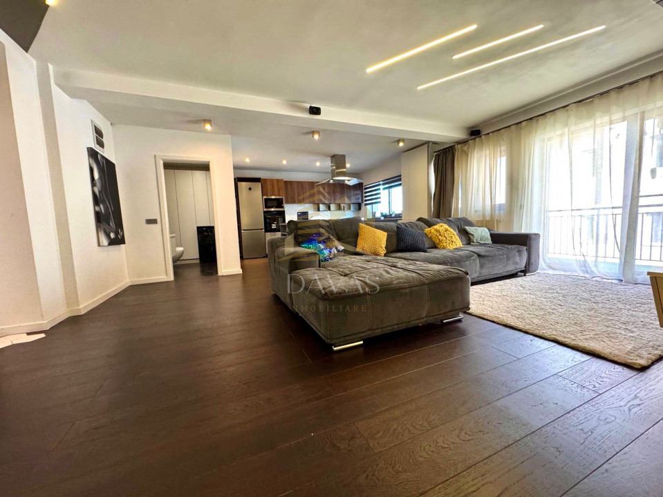 Apartament 3 camere semidecomandat|Exclusivist| Design interior|Terasā generoasā