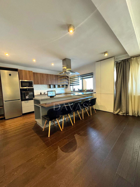 Apartament 3 camere semidecomandat|Exclusivist| Design interior|Terasā generoasā