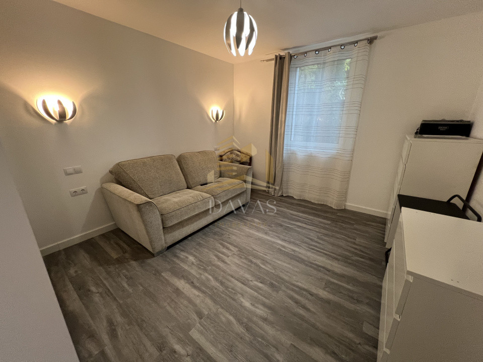 Casa cu finisaje moderne | Dambul Rotund | 6 camere