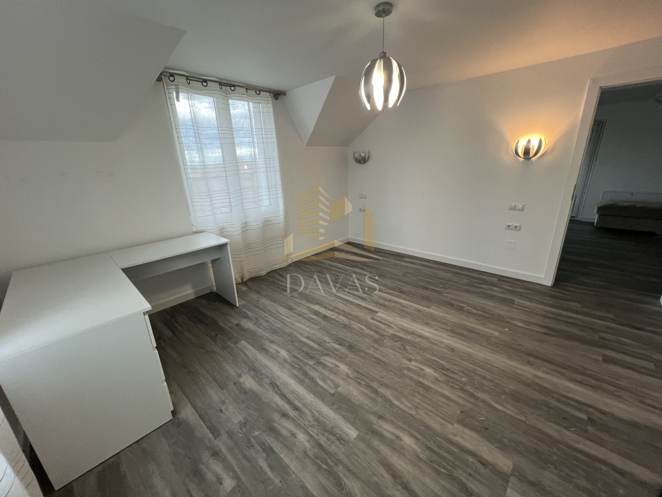 Casa cu finisaje moderne | Dambul Rotund | 6 camere