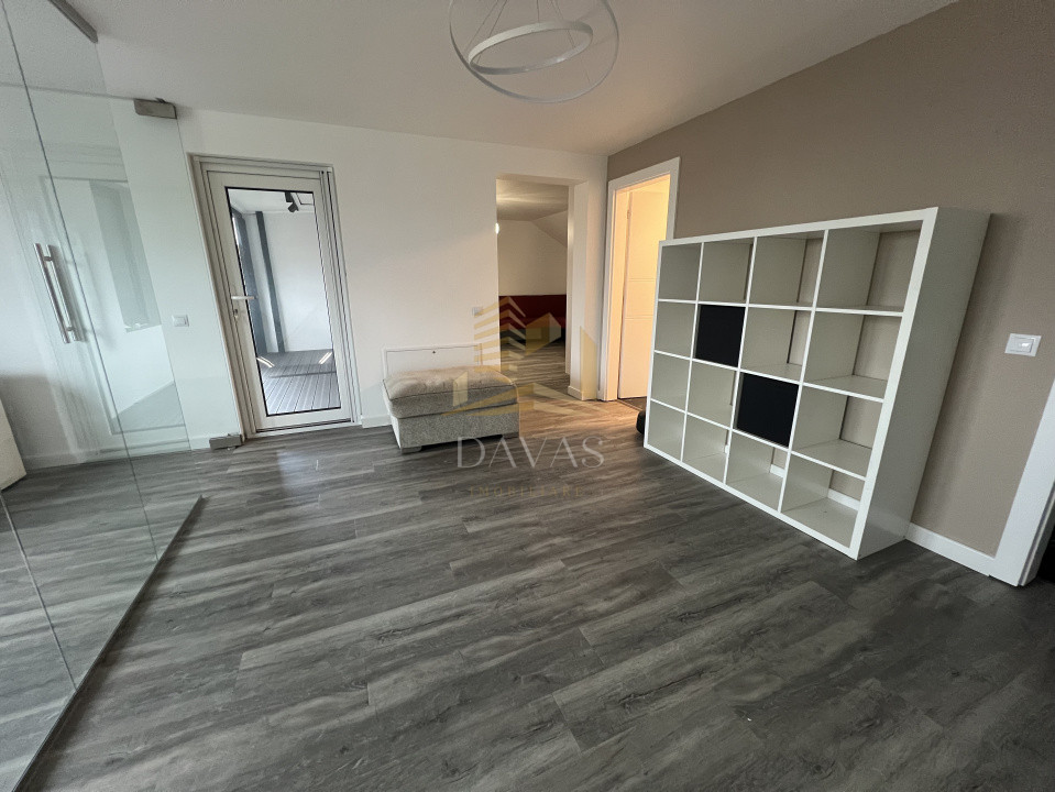 Casa cu finisaje moderne | Dambul Rotund | 6 camere