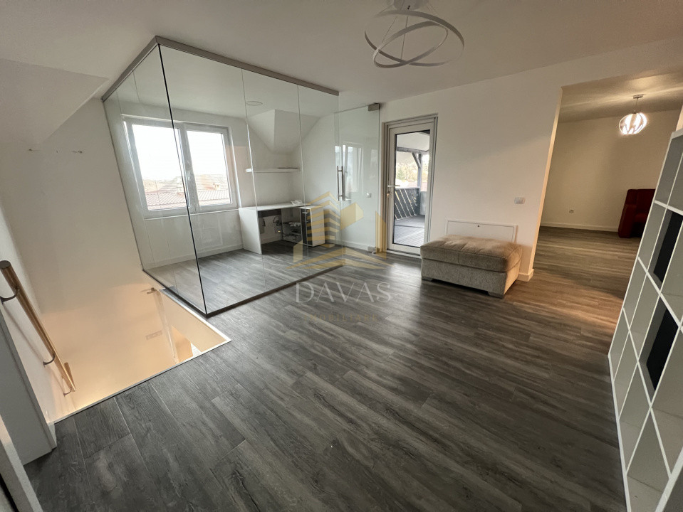 Casa cu finisaje moderne | Dambul Rotund | 6 camere