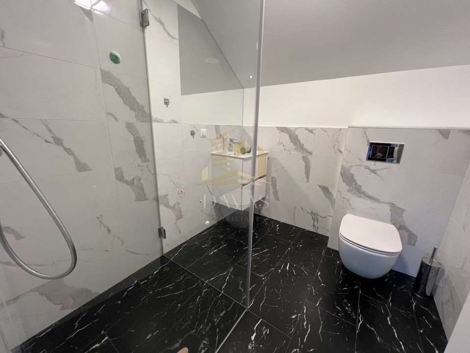 Casa cu finisaje moderne | Dambul Rotund | 6 camere