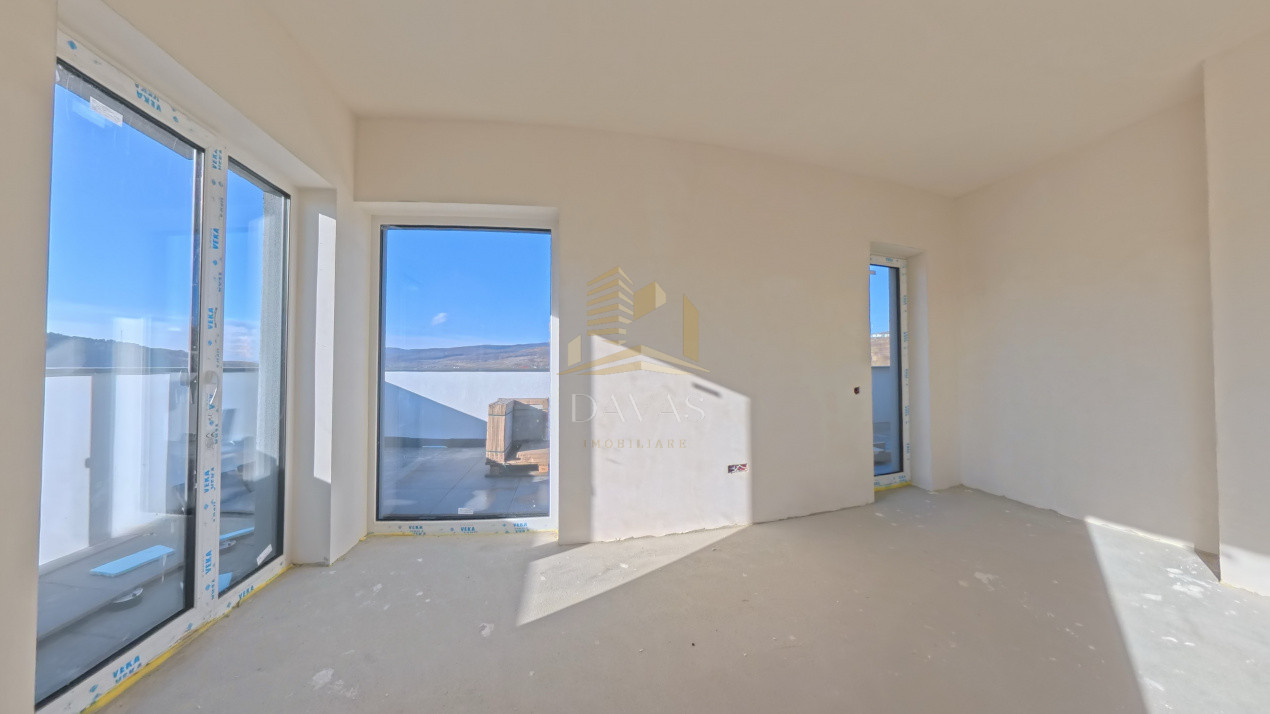 Penthouse de 3 camere semidecomandat - Parcare | Baciu 