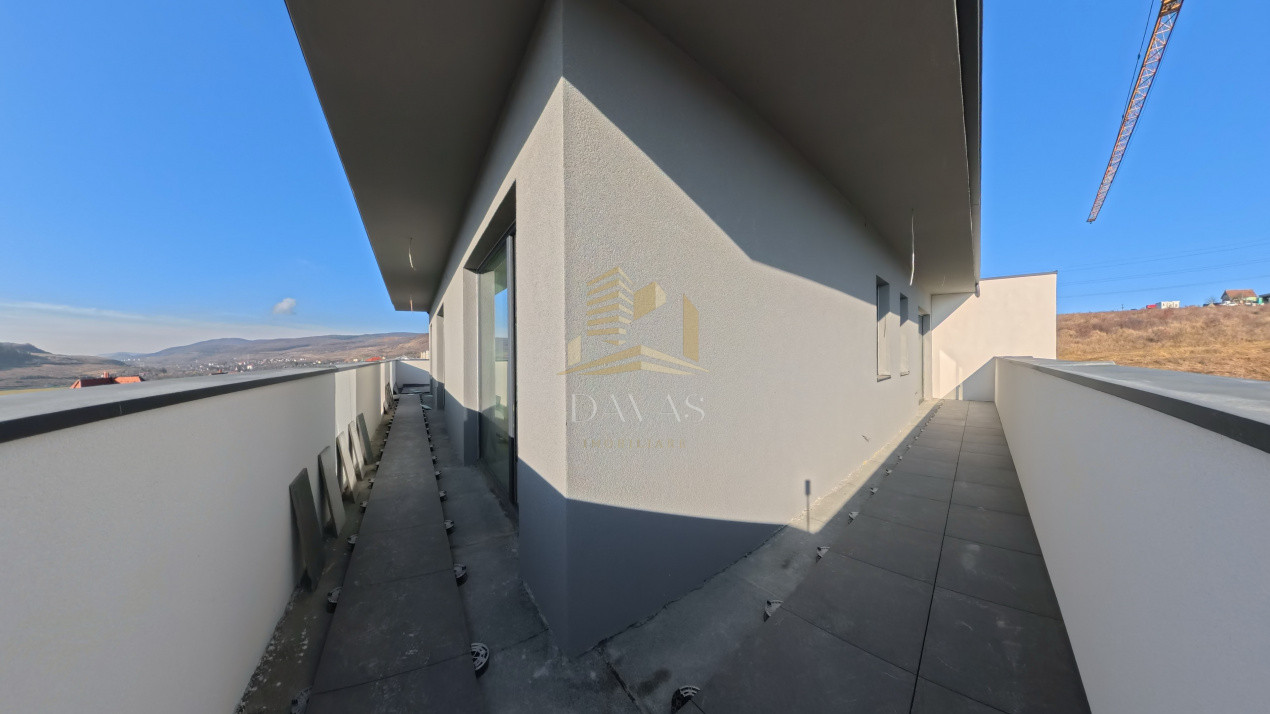 Penthouse de 3 camere semidecomandat - Parcare | Baciu 