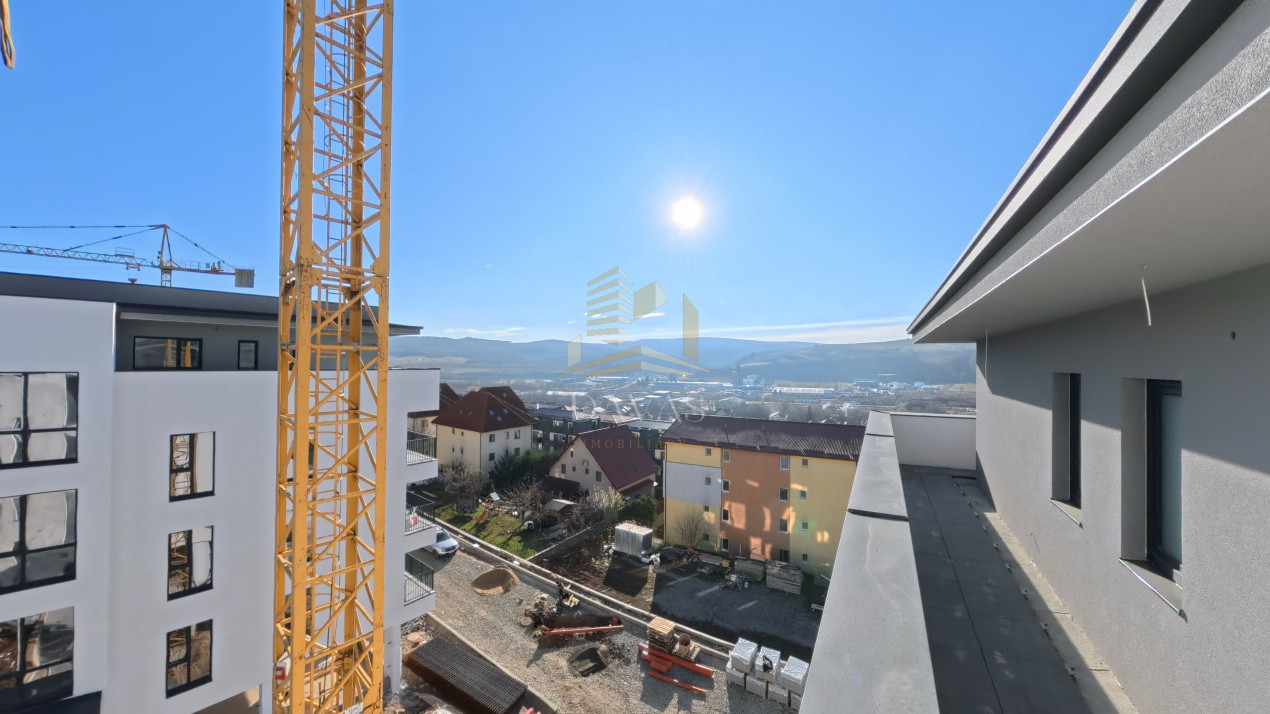 Penthouse de 3 camere semidecomandat - Parcare | Baciu 