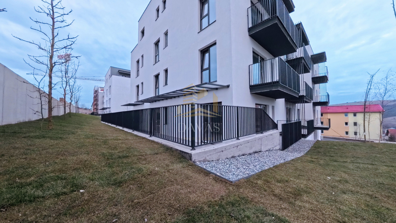 Penthouse de 3 camere semidecomandat - Parcare | Baciu 