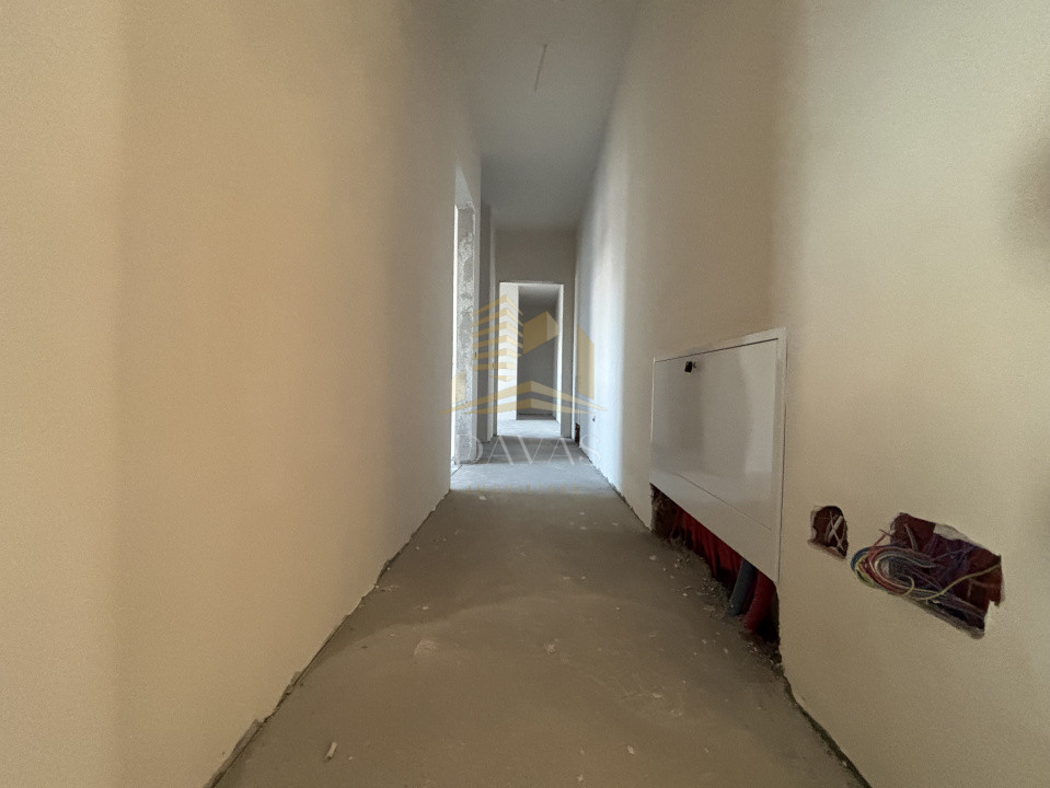 Penthouse de 3 camere semidecomandat - Parcare | Baciu 