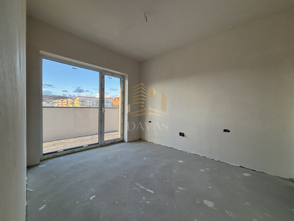 Penthouse de 3 camere semidecomandat - Parcare | Baciu 