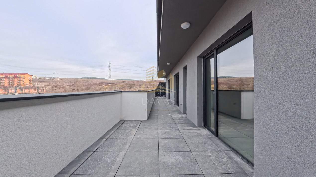 Penthouse de 3 camere semidecomandat - Parcare | Baciu 