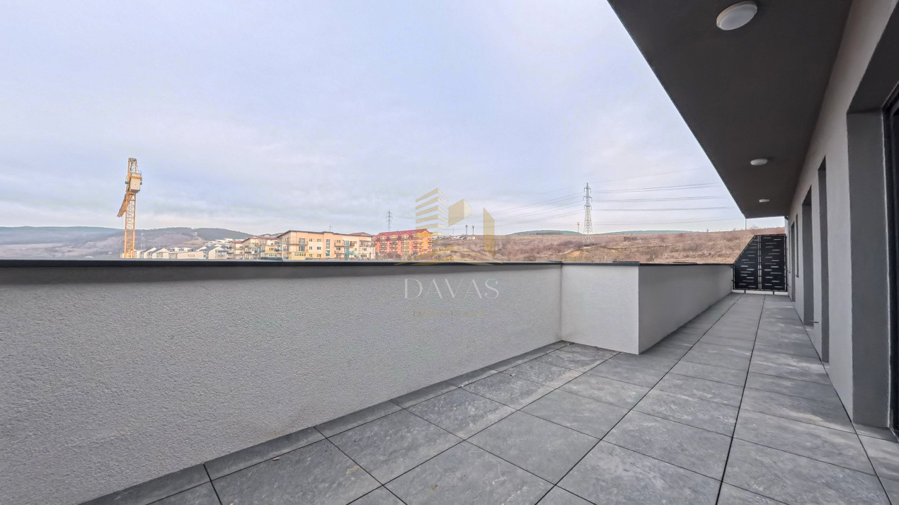 Penthouse de 3 camere semidecomandat - Parcare | Baciu 