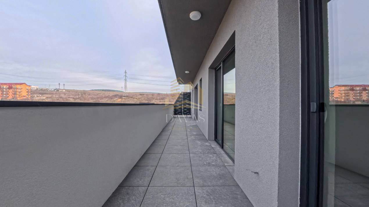 Penthouse de 3 camere semidecomandat - Parcare | Baciu 