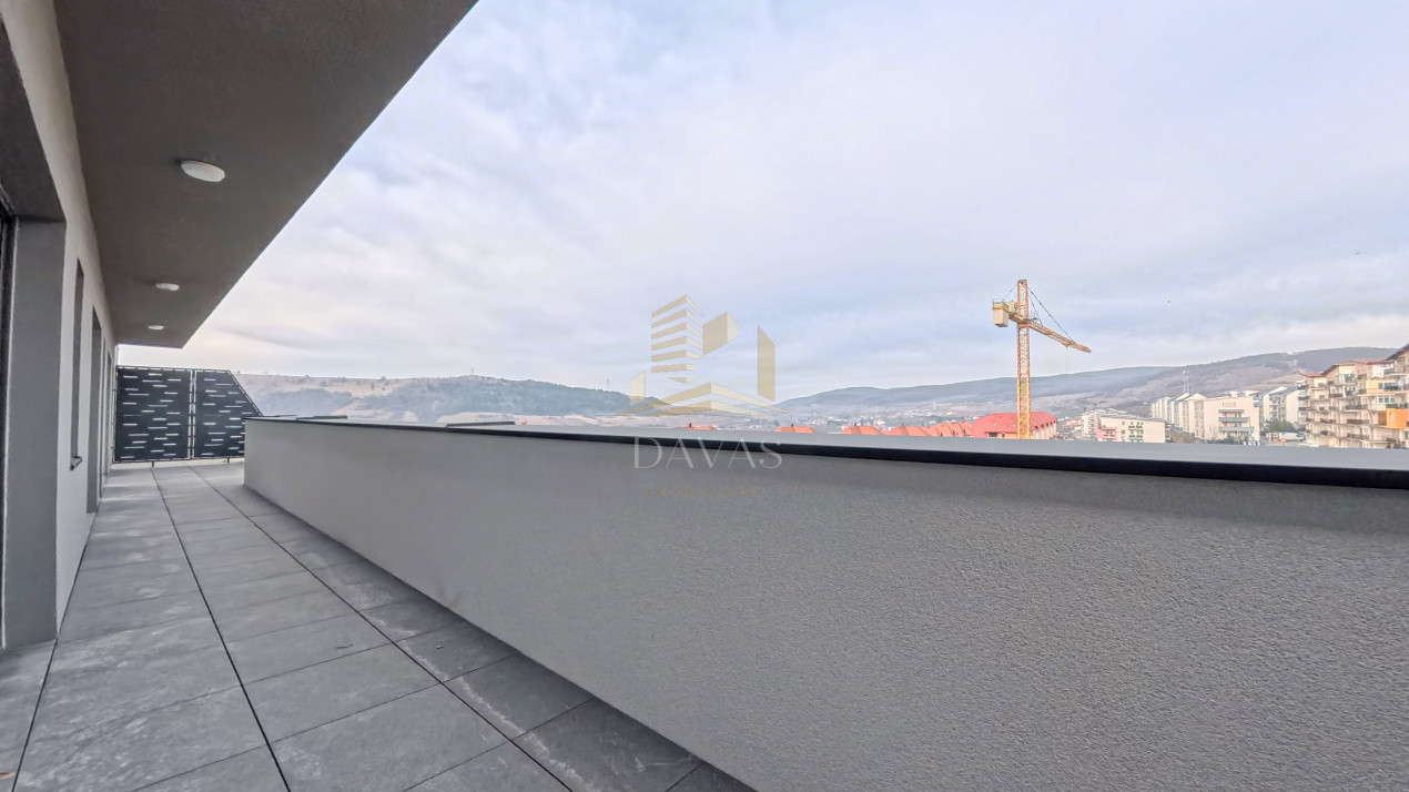 Penthouse de 3 camere semidecomandat - Parcare | Baciu 