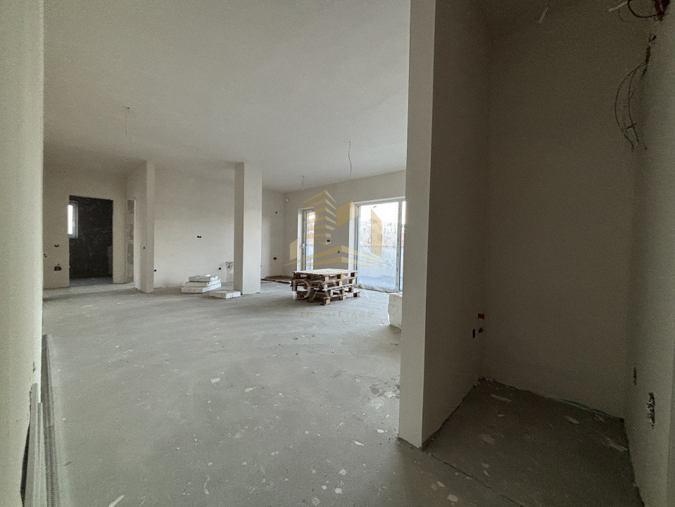 Penthouse de 3 camere semidecomandat - Parcare | Baciu 