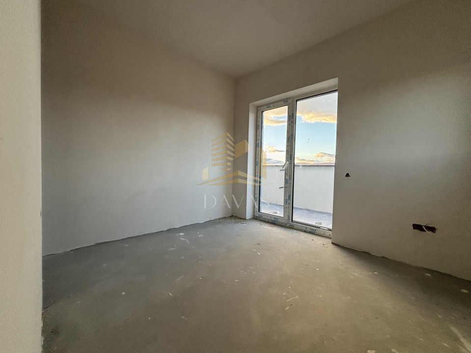 Penthouse de 3 camere semidecomandat - Parcare | Baciu 