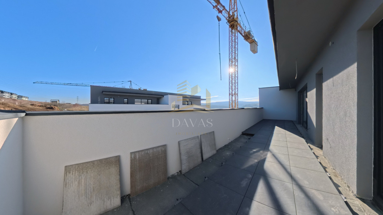 Penthouse de 3 camere semidecomandat - Parcare | Baciu 