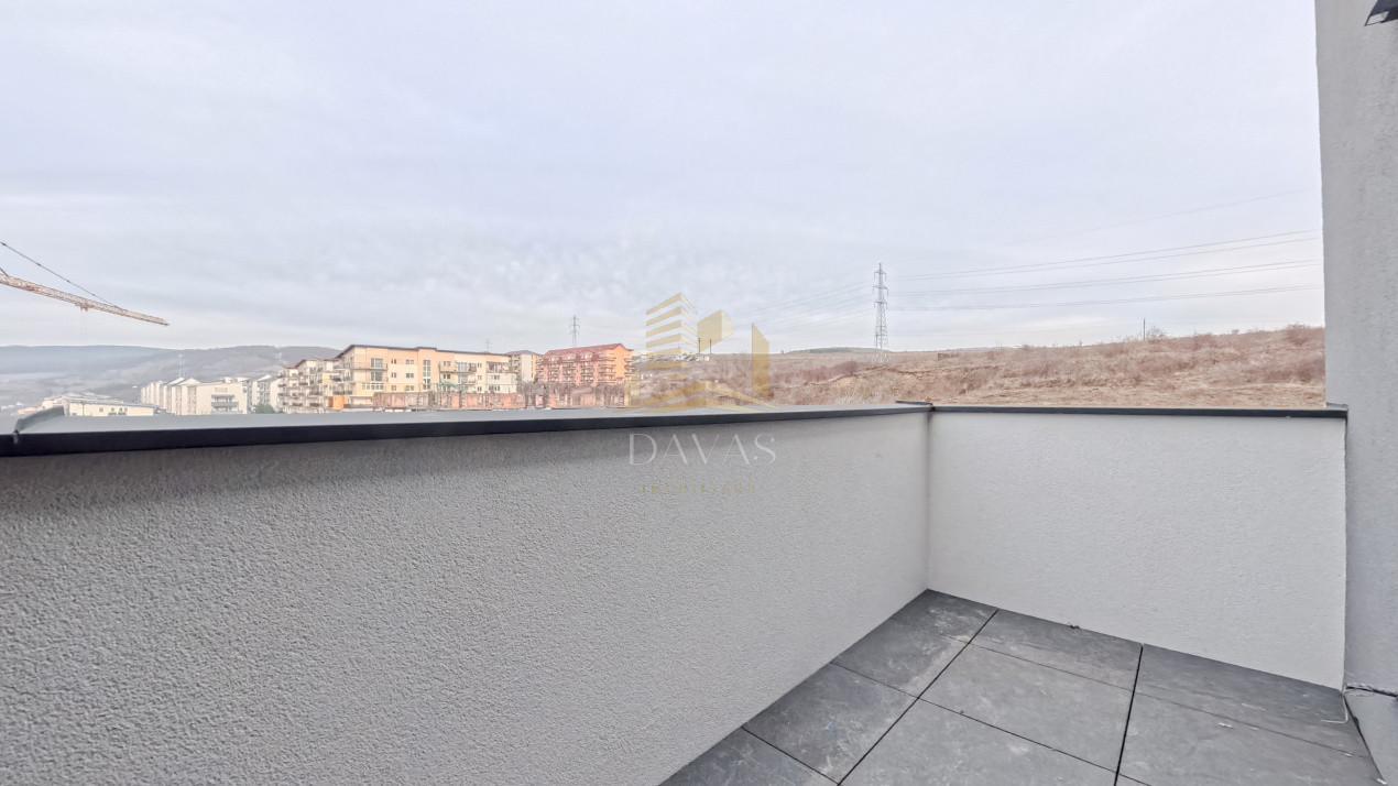 Penthouse de 3 camere semidecomandat - Parcare | Baciu 