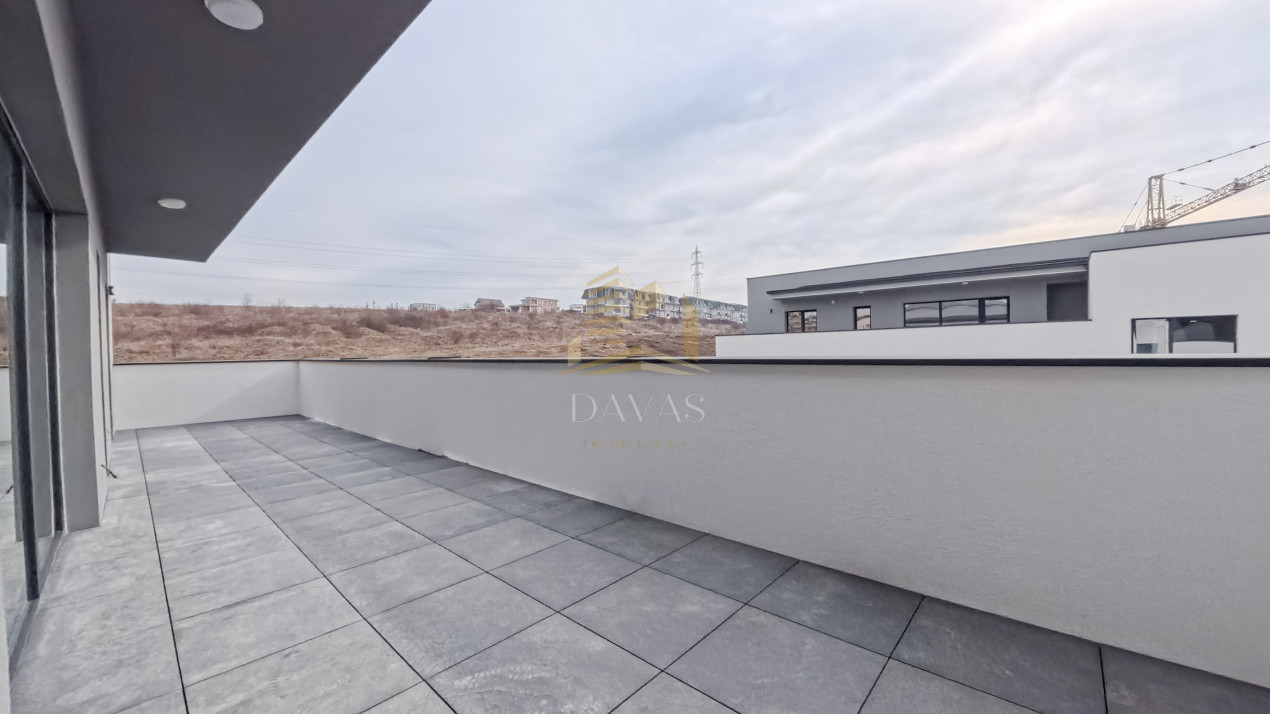 Penthouse de 3 camere semidecomandat - Parcare | Baciu 